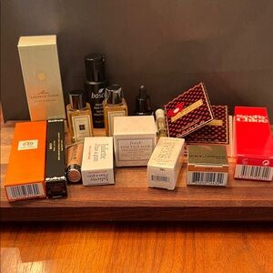 Assorted Mini Perfume, Makeup & Skincare Grab Bag